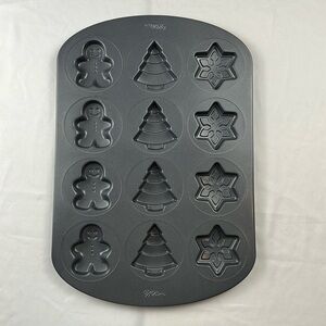Wilson Preformed Cookie Bakeware - Christmas - Winter - Gingerbread, Tree, Star